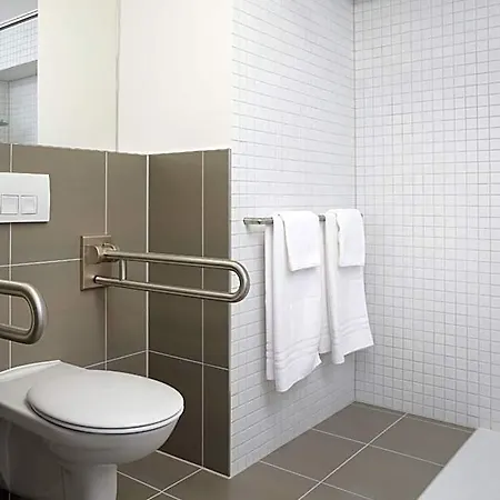 Mara Hotel 3*